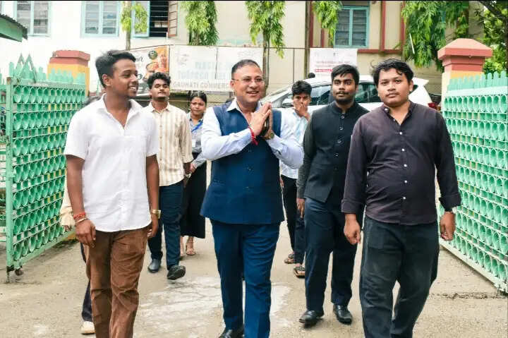 गुवाहाटी कॉमर्स कॉलेज के एमयूएन सम्मेलन में शामिल हुए मंत्री बिमल बोरा