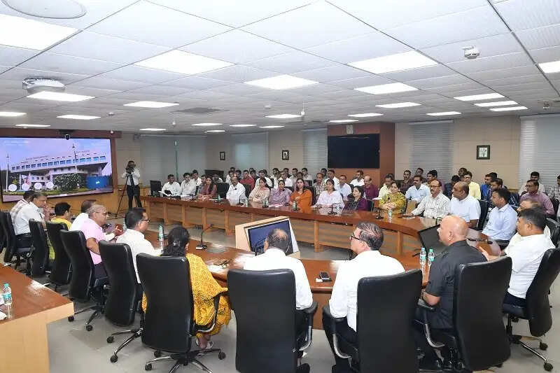 मप्रः सीआईडी की फॉरेंसिक, वैज्ञानिक एवं डिजिटल विवेचना प्रशिक्षण कार्यशाला सम्पन्न