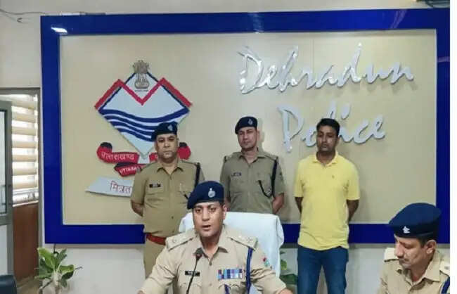 पत्नी ने प्रेमी के साथ मिलकर की पति की हत्या, दोनों गिरफ्तार