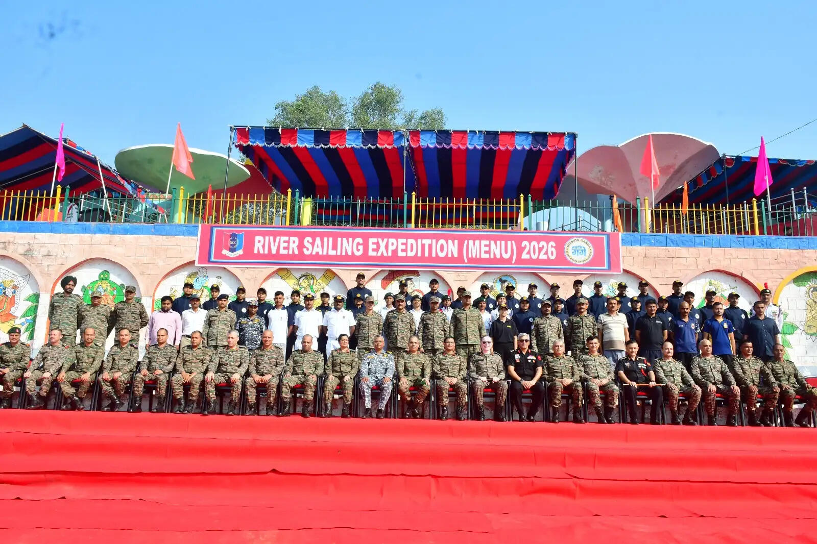 ‘मिशन गंगा : स्वच्छ जल, हरित तट’ के संकल्प के साथ 60 एनसीसी कैडेट्स हुए रवाना