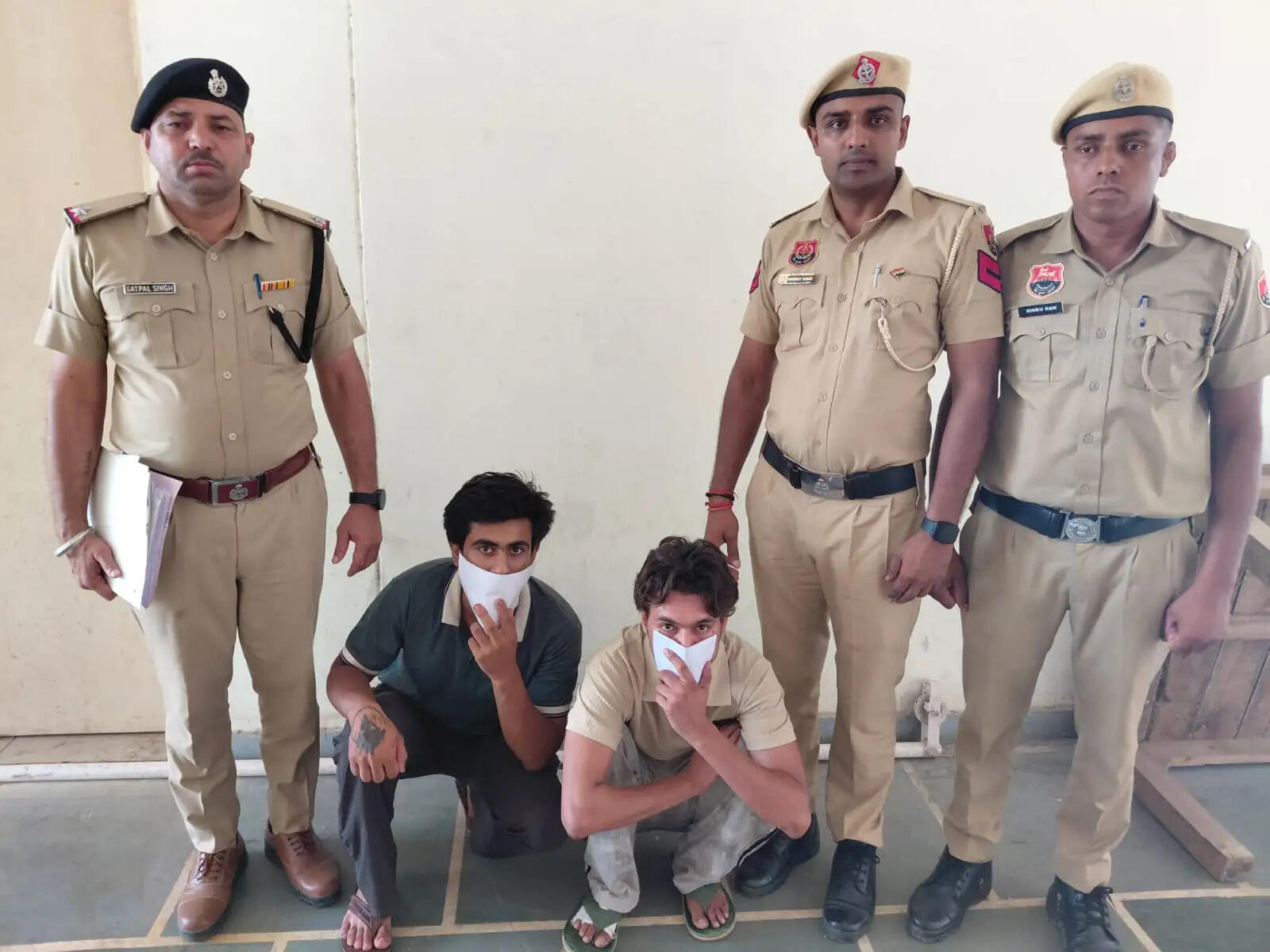 जींद : फिजिक्स प्राध्यापक पर जानलेवा हमला करने के दो आरोपित गिरफ्तार