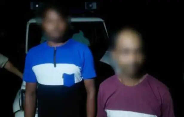 सोशल मीडिया पर एके-47 के साथ फर्जी वीडियो वायरल करने वाले दो गिरफ्तार