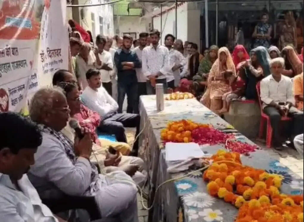 कांग्रेस पर गंभीर आरोप लगाकर बोले दिलावर—नाराजगी हो तो मुझे पत्थर मार देना, वोट कमल के फूल पर देना