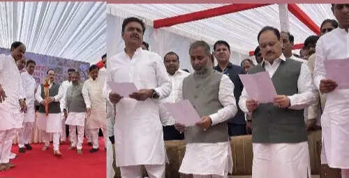 ग्रेटर नोएडा में 'सेवा संकल्प अभियान' कार्यक्रम में शामिल हुए जेपी नड्डा