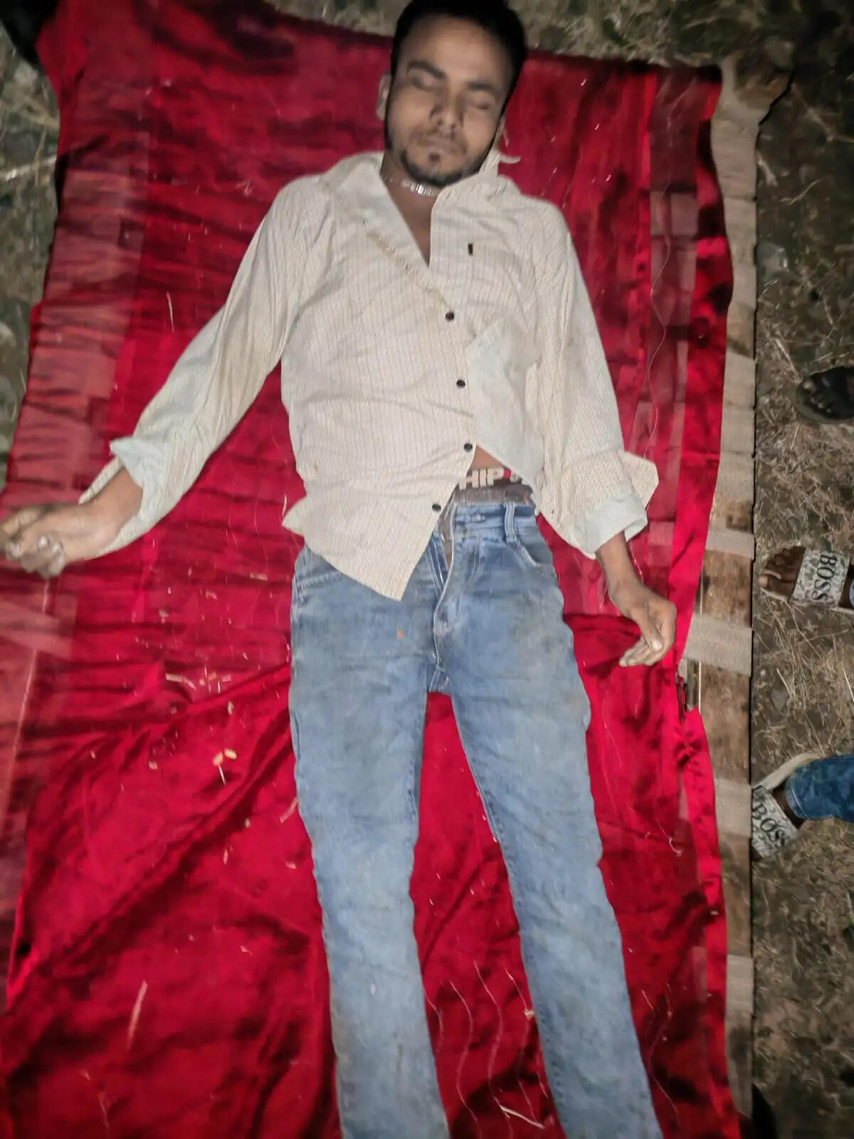 राजगढ़ः कुएं के पास संदिग्ध हालात में मिला 19 वर्षीय युवक का शव, पुलिस ने शुरू की जांच