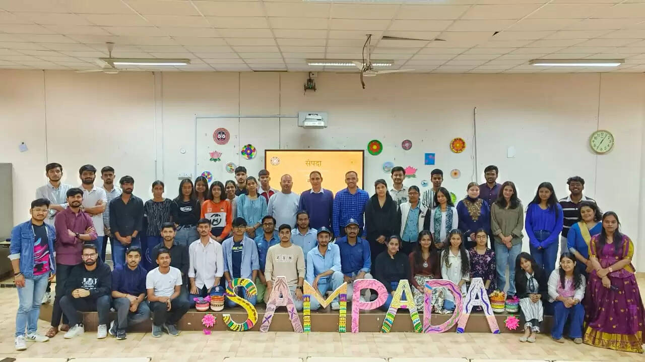 एनएसएस इकाई ने मनाई सांस्कृतिक संध्या ‘संपदा’, रचनात्मकता और एकता का दिया संदेश
