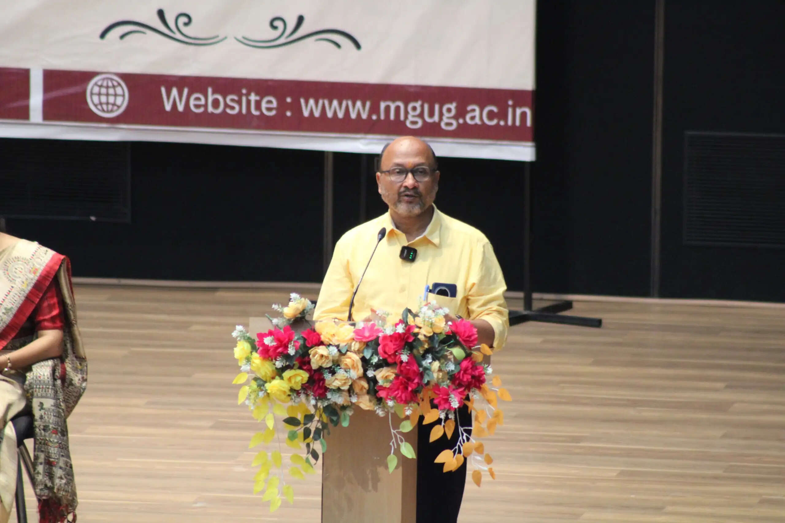राष्ट्रीयता और बहुआयामी रोजगारपरक शिक्षा का उत्कृष्ट केंद्र है एमजीयूजी : प्रो. रवि शंकर