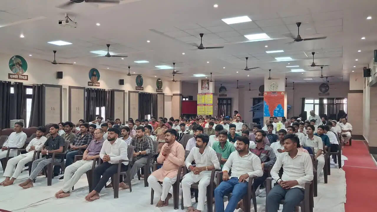 देशभक्ति की भावना जागृत करने का सशक्त माध्यम है संघ : रमेश