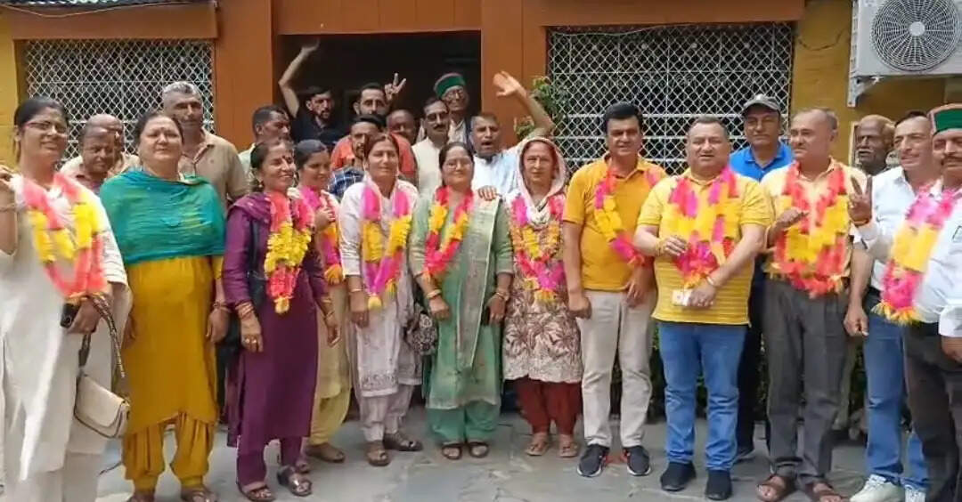 ददाहू ब्लॉक समिति के पहले अध्यक्ष बने क्षमादत्त शर्मा, रक्षा नेगी उपाध्यक्ष निर्वाचित