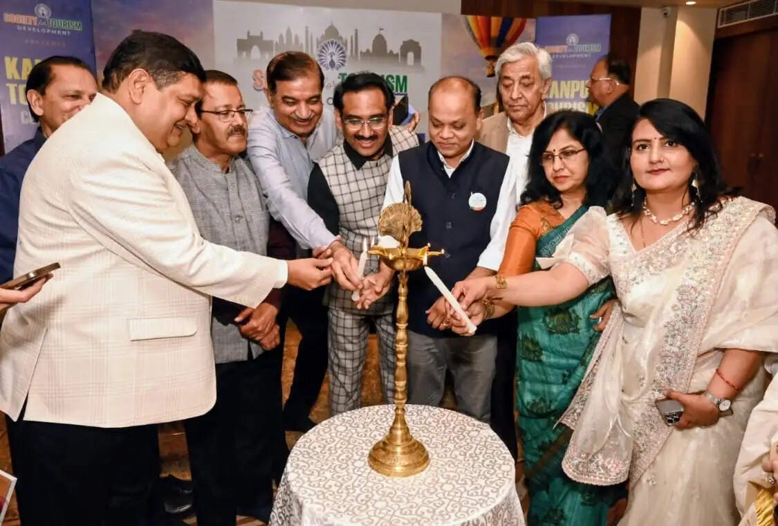 कानपुर टूरिज्म कॉन्क्लेव में पर्यटन को नया स्वरूप देने पर मंथन