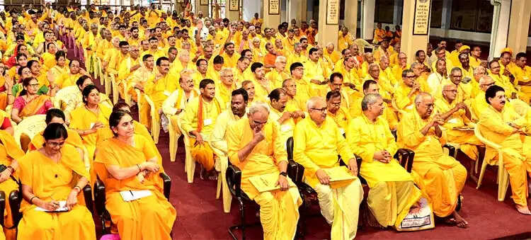 शांतिकुंज ने युगनिर्माण&nbsp;अभियान&nbsp;काे&nbsp;गति&nbsp;देने&nbsp;का दाेहराया&nbsp;संकल्प