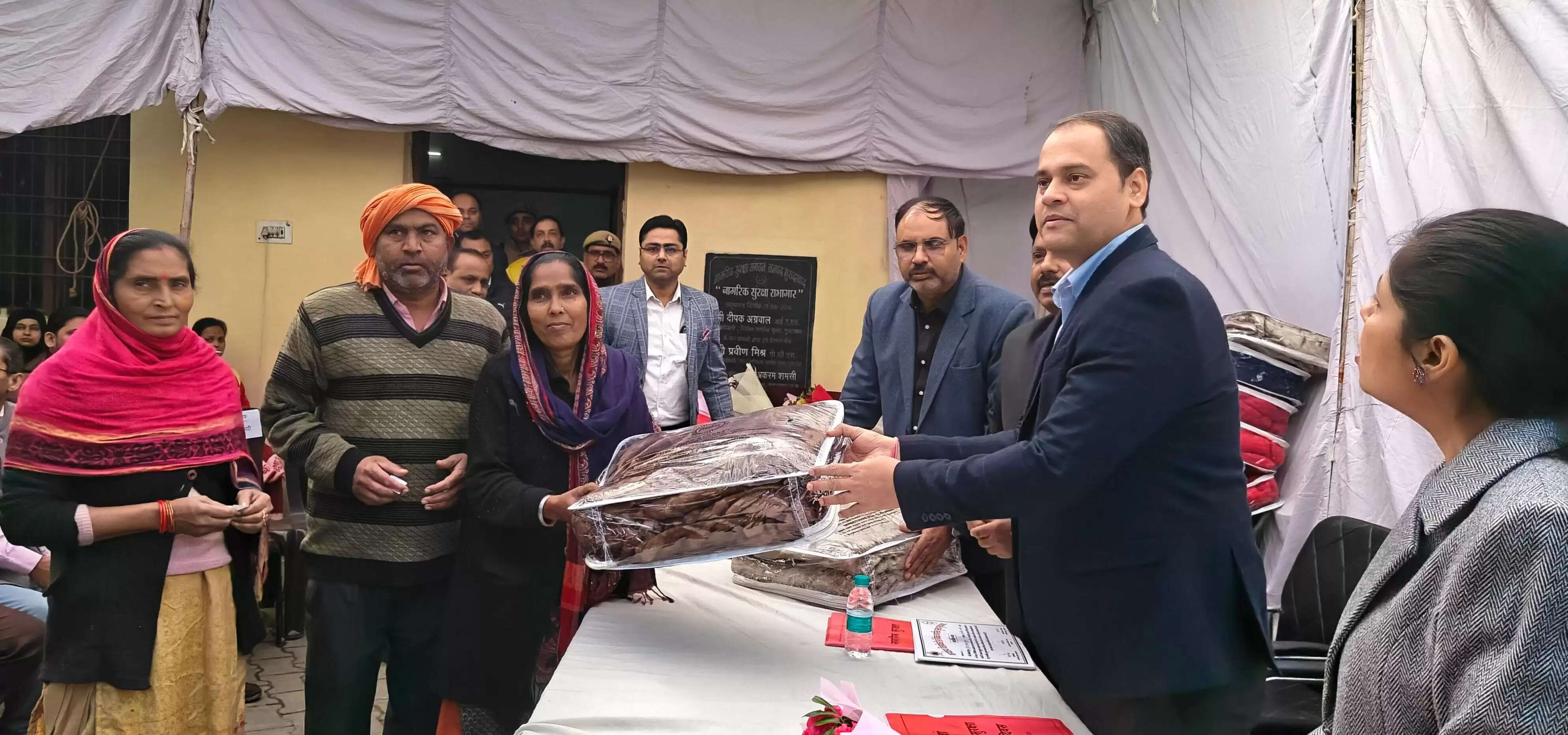 पुलिस के साथ मिलकर सिविल डिफेंस के वार्डन करते है समाज की सेवा : जिलाधिकारी