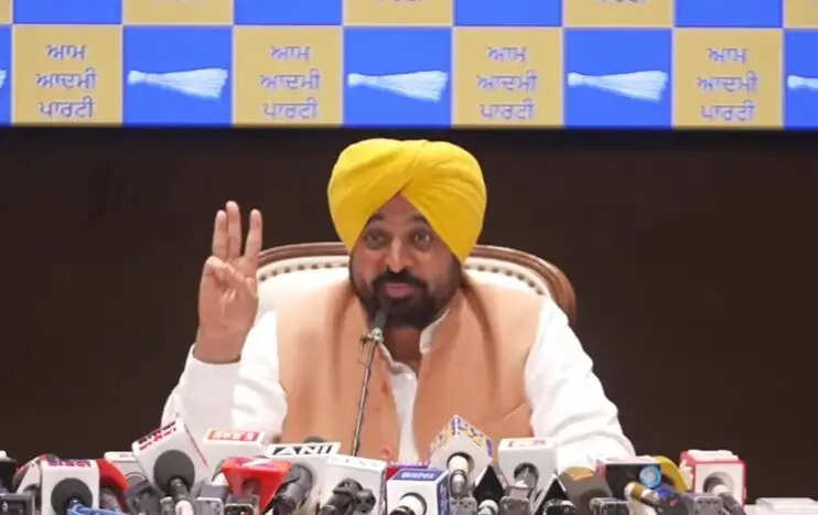 भगवंत मान ने भाजपा में जाने वाले राज्य सभा सांसदों को पंजाब का गद्दार बताया