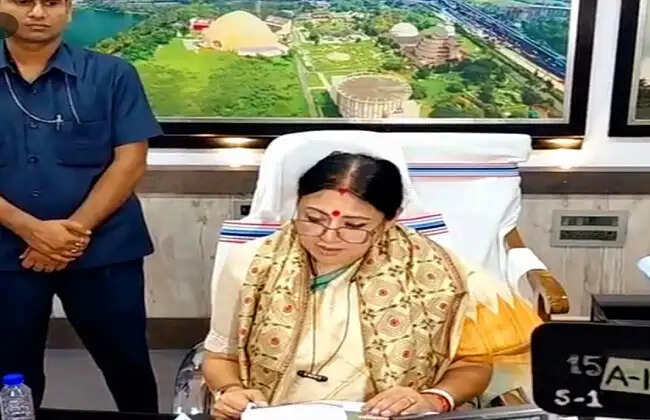 मंत्री बनने पर अग्निमित्रा पाल के परिवार में खुशी, माता-पिता ने भी गर्व जताया