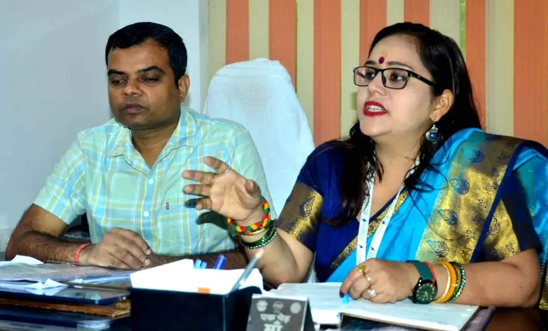 गिद्ध संरक्षण के लिए जनभागीदारी जरूरी : डॉ. कन्हैया पटेल
