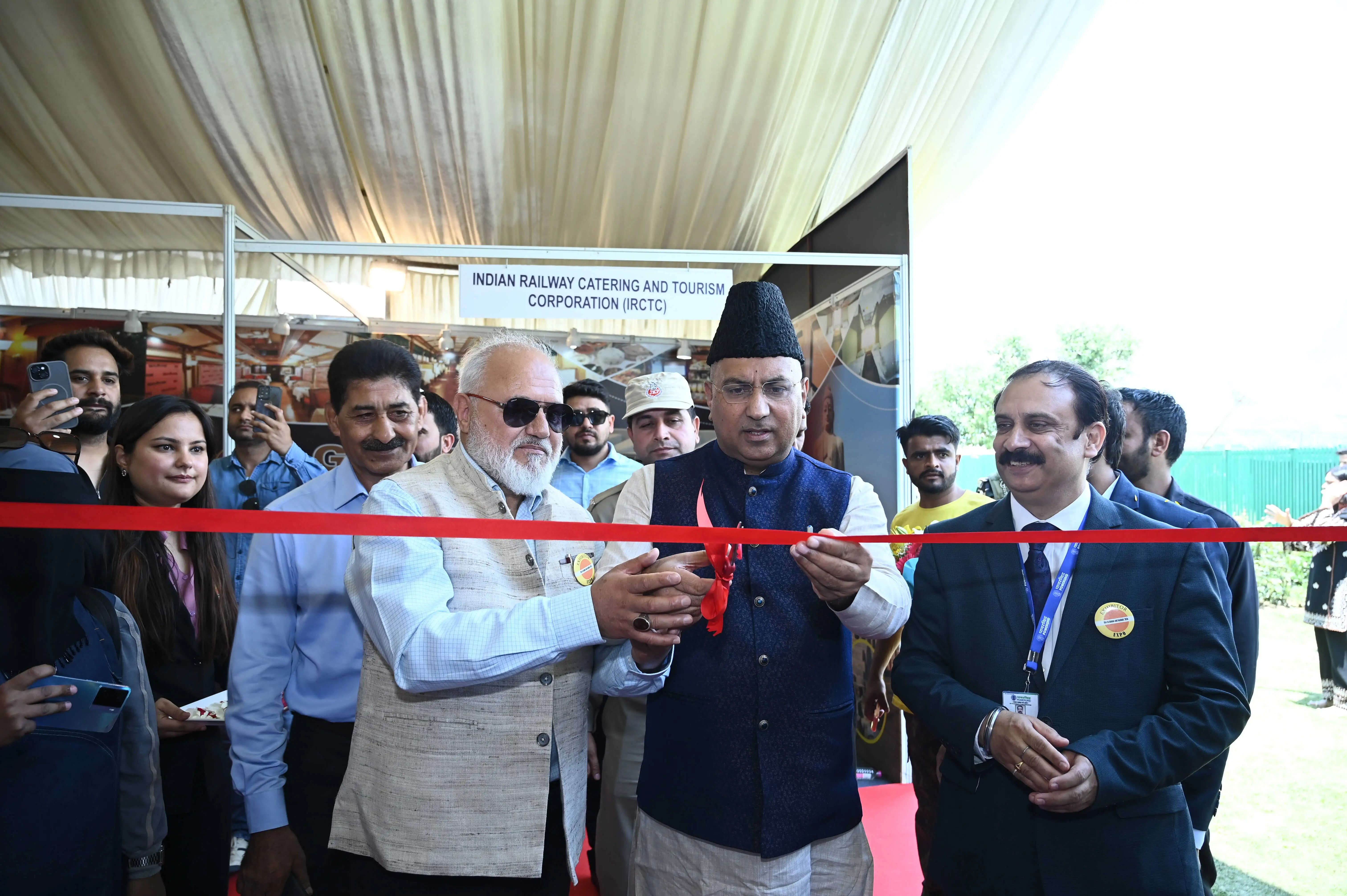 राइज़ इन जम्मू-कश्मीर प्रदर्शनी का शुभारंभ, विकसित भारत के विजन को मिली नई गति