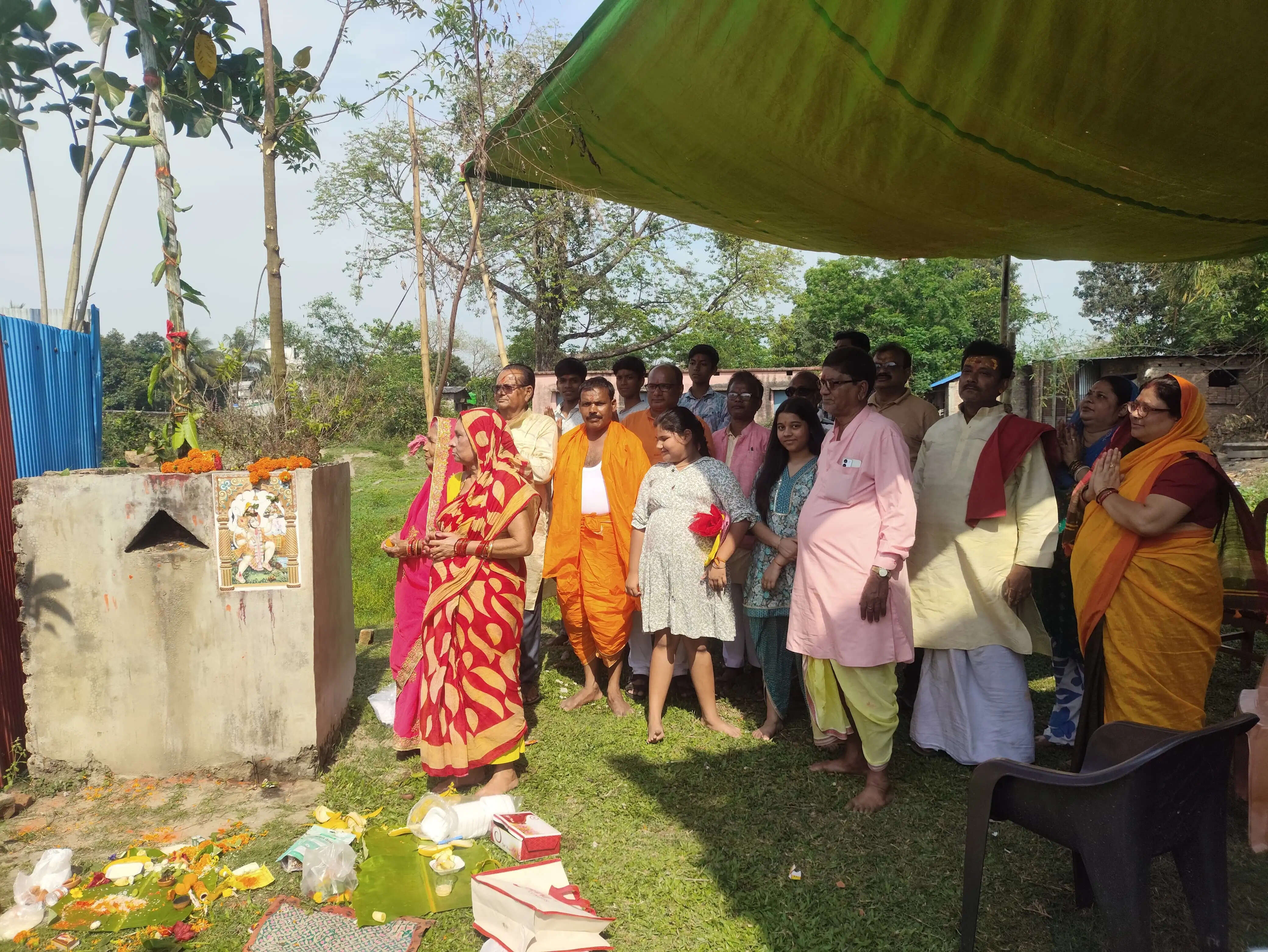 रूईधासा वाजपेयी कॉलोनी में निर्माणाधीन हनुमान मंदिर में मनाई गई हनुमान जयंती