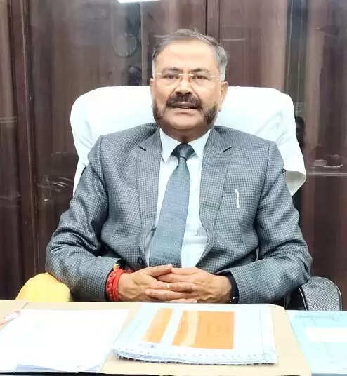 एआई सहित तमाम तकनीकों का प्रयोग कर पारदर्शिता के साथ होंगी प्रतियोगी परीक्षाएं : डॉ प्रशांत कुमार