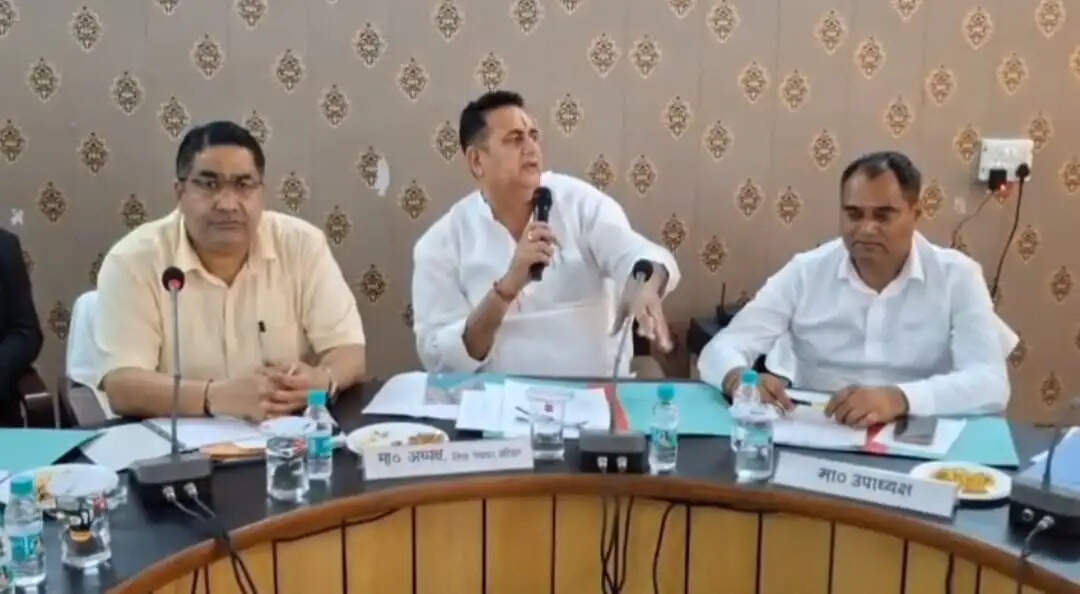 जिला पंचायत बोर्ड की बजट बैठक में 99 करोड़ 50 लाख रूपए का बजट
