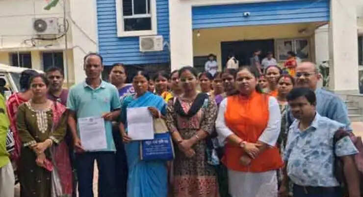 ट्यूशन के लिए निकली छात्रा लापता, परिवार ने&nbsp;‘दुर्गा वाहिनी’ से मदद की&nbsp;लगाई गुहार