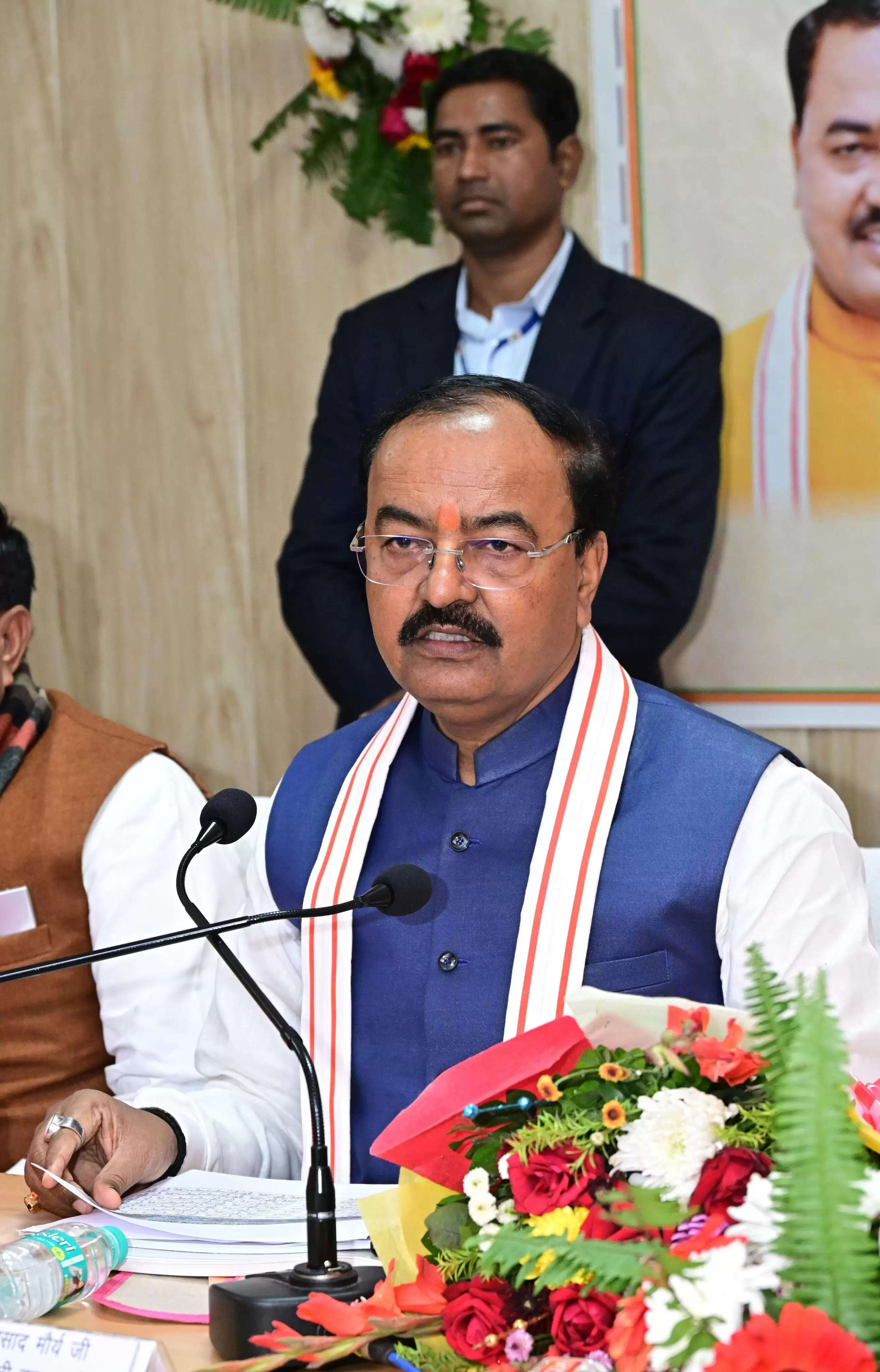 जनकल्याणकारी योजनाओं में लापरवाही नहीं चलेगी: उप मुख्यमंत्री