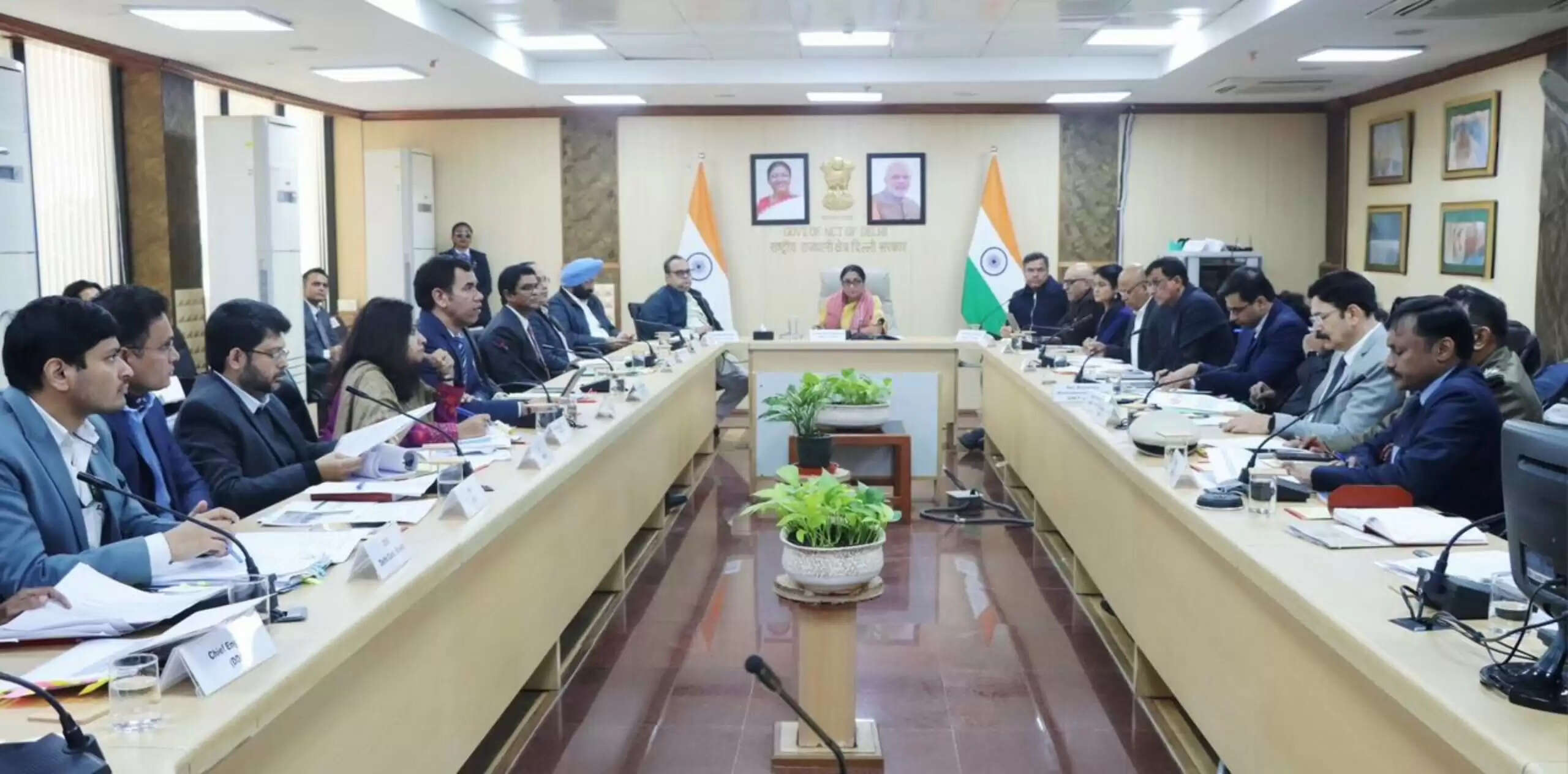 प्रदूषण नियंत्रण की समीक्षा बैठक में मुख्यमंत्री ने दिए कार्यों में तेजी लाने के निर्देश