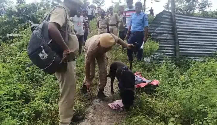 शौच के बहाने होल्डिंग सेंटर से भागा युवक, चाय बागान से पकड़ा गया