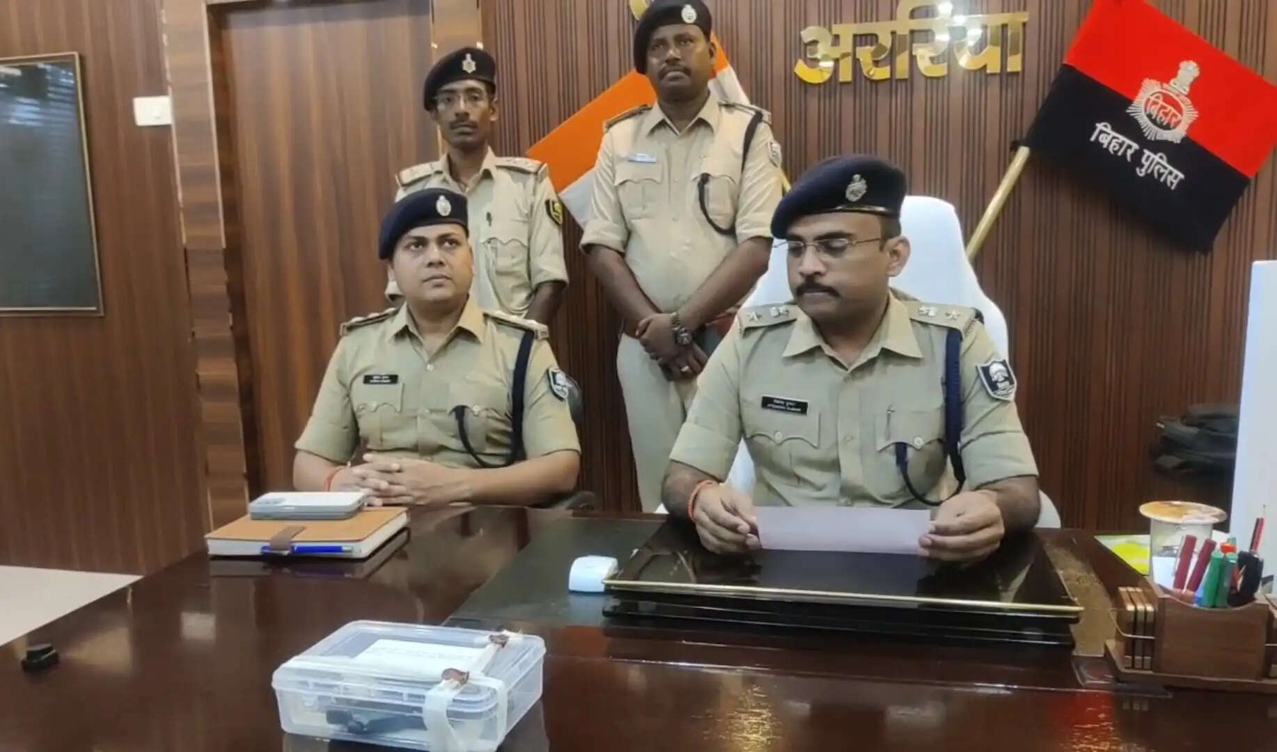 पुराने जमीन विवाद में नाबालिग ने चाचा के सिर में गोली मारकर की हत्या