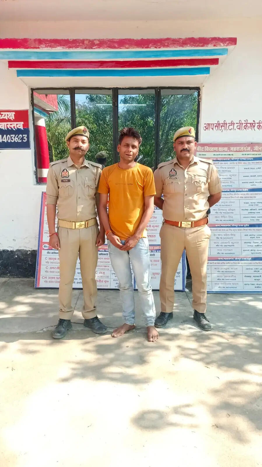 पुलिस मुठभेड़ में फायरिंग करने वाले दो बदमाश गिरफ्तार, एक घायल; असलहा व बाइक बरामद