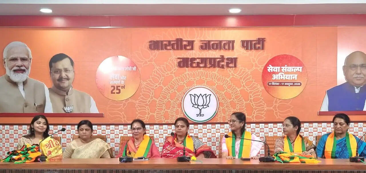 महिला मोर्चा कार्यकर्ताओं से बोलीं रूप कुमारी चौधरी-जरूरतमंद परिवारों तक पहुंचकर योजनाओं का लाभ दिलाएं