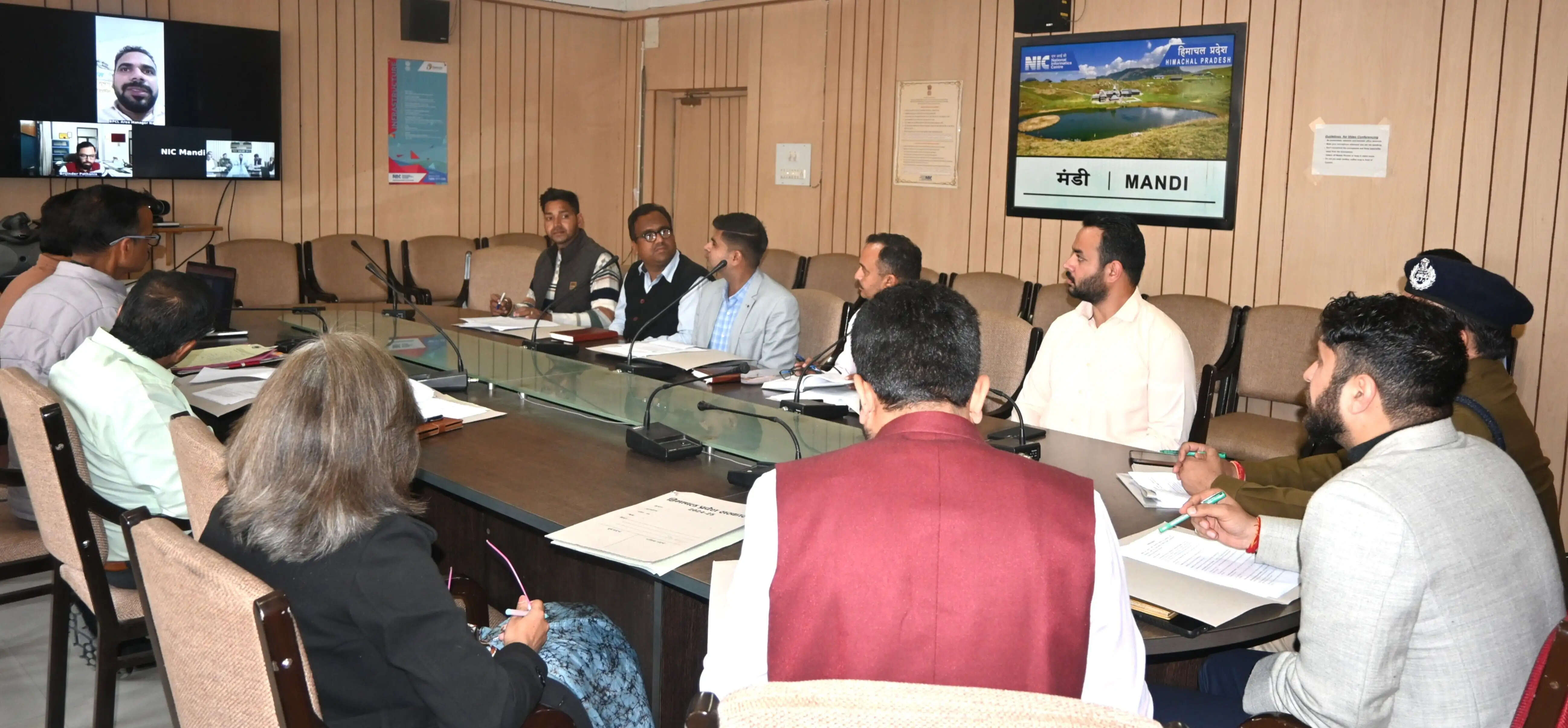 एलपीजी वितरण प्रक्रिया को सरल, पारदर्शी एवं प्रभावी बनाने के लिए आपसी समन्वय से कार्य करें: अपूर्व देवगन