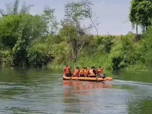 रीवा:&nbsp;सिलपरा डैम में नहाते समय सेना का जवान डूबा, एसडीईआरएफ का सर्च ऑपरेशन जारी