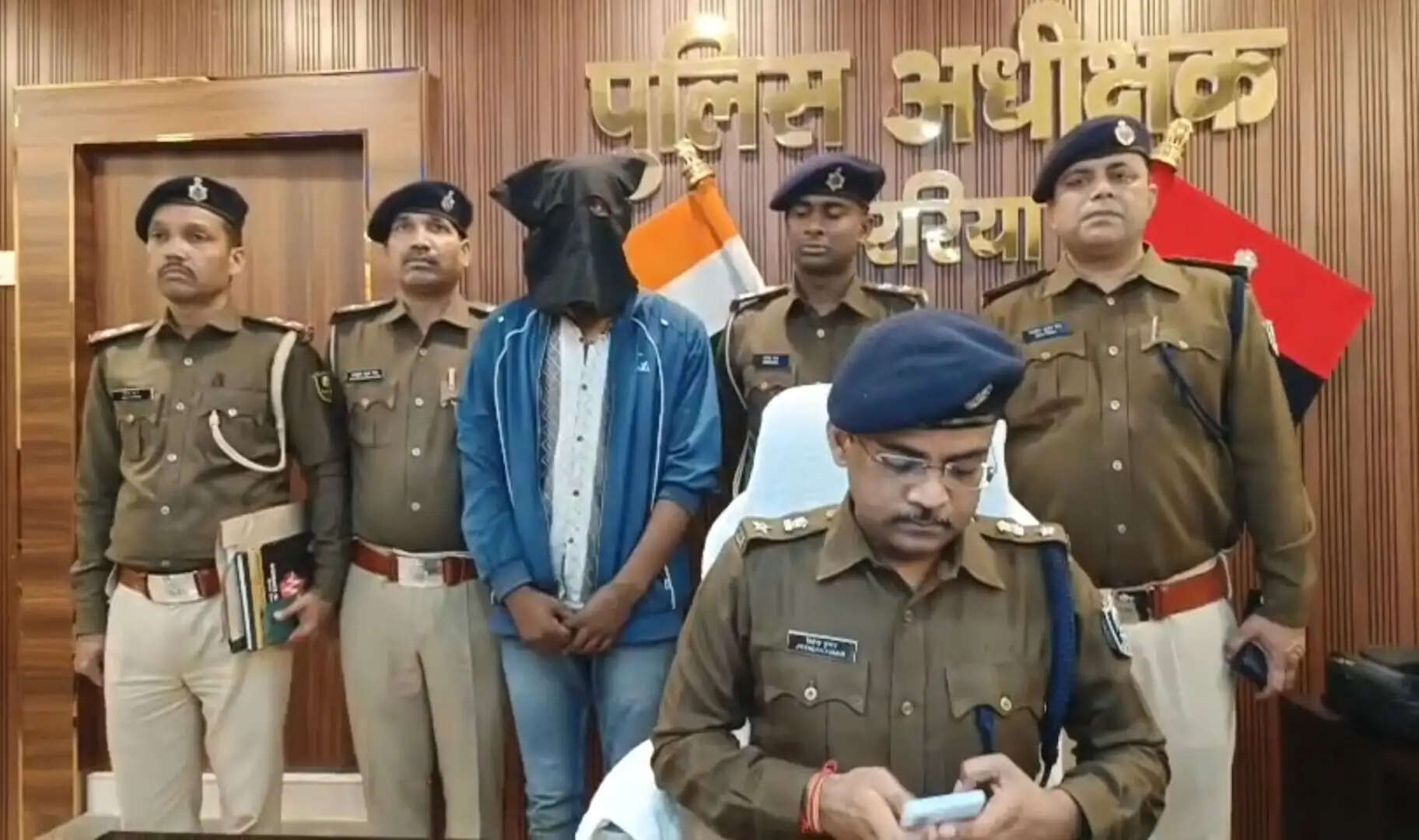 कॉस्मेटिक दुकानदार को गोली मारकर घायल करने वाला शातिर गिरफ्तार