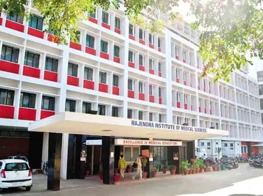 रिम्स में मेडिकल शिक्षा के विस्तार की बड़ी पहल, यूजी, पीजी व सुपर स्पेशियलिटी सीटें बढ़ाने का प्रस्ताव