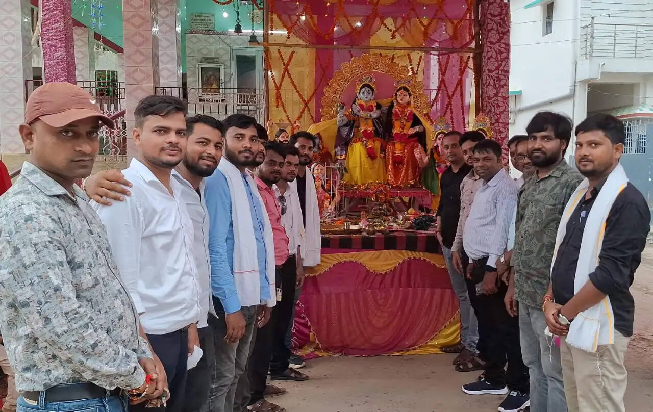 शिक्षक समुदाय ने किए भगवान श्रीकृष्ण के दर्शन, निर्मली में भक्तिमय माहौल के बीच धूमधाम से मनी जन्माष्टमी