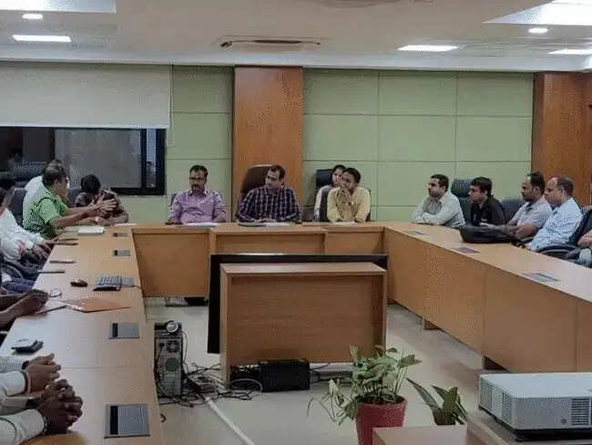भोपाल में कोचिंग संचालकों को सख्त चेतावनी, फायर सेफ्टी में लापरवाही बर्दाश्त नहीं, खामी मिली तो होगी कार्रवाई