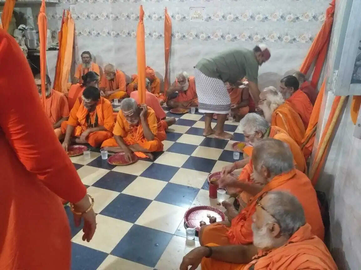 सच्चा गुरु वही है, जो शिष्य के जीवन को अज्ञान और अंधकार से निकाले: साध्वी गीता अंबा तीर्थ