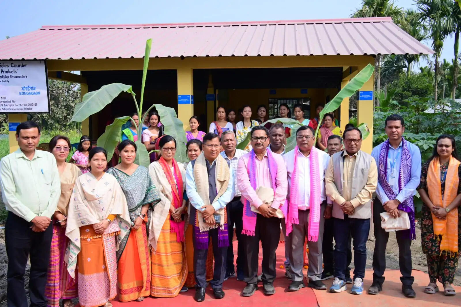 रायमोना राष्ट्रीय उद्यान में बिक्री-सह-प्रदर्शनी काउंटर स्थापित