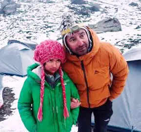 आठ वर्षीय नंदादेवी ने 5 हजार 3 सौ मीटर की ऊंचाई छूकर बनाया कीर्तिमान