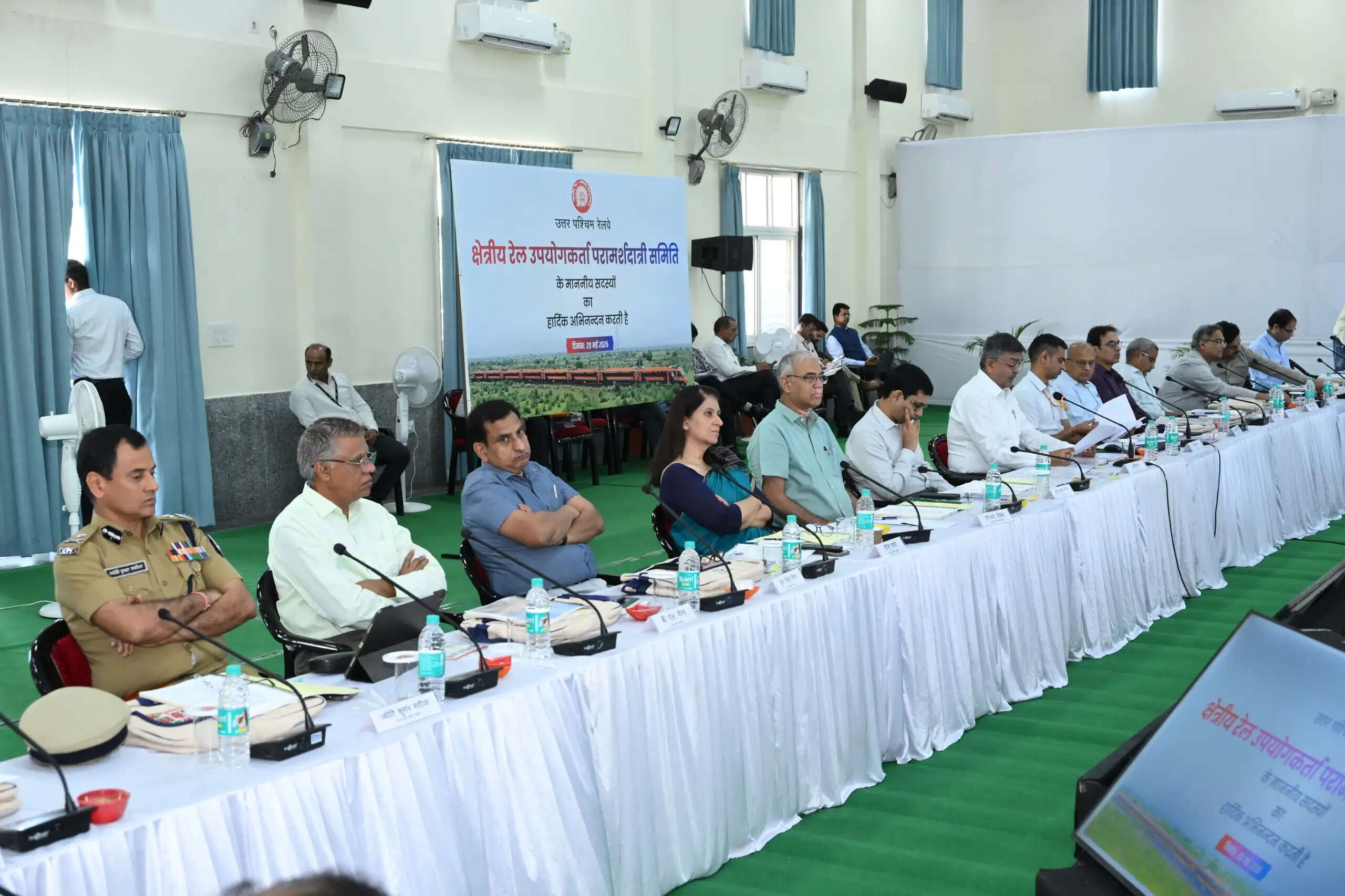 आधारभूत ढांचे को मजबूत बनाने के लिये पूर्ण क्षमता के साथ कार्य हाे रहे : महाप्रबंधक उत्तर पश्चिम रेलवे
