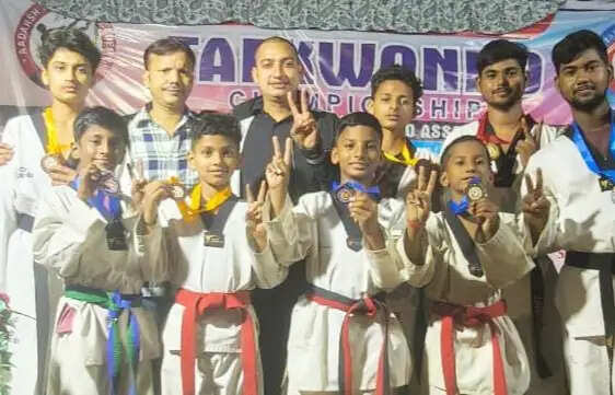 ताइक्वांडो में मीरजापुर के खिलाड़ियों का जलवा, सभी खिलाड़ियों ने जीते पदक