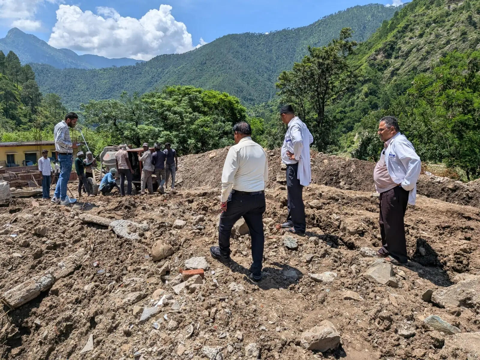 बेलेश्वर, पिलखी और नदंगांव अस्पतालों में परखी स्वास्थ्य सेवाएं