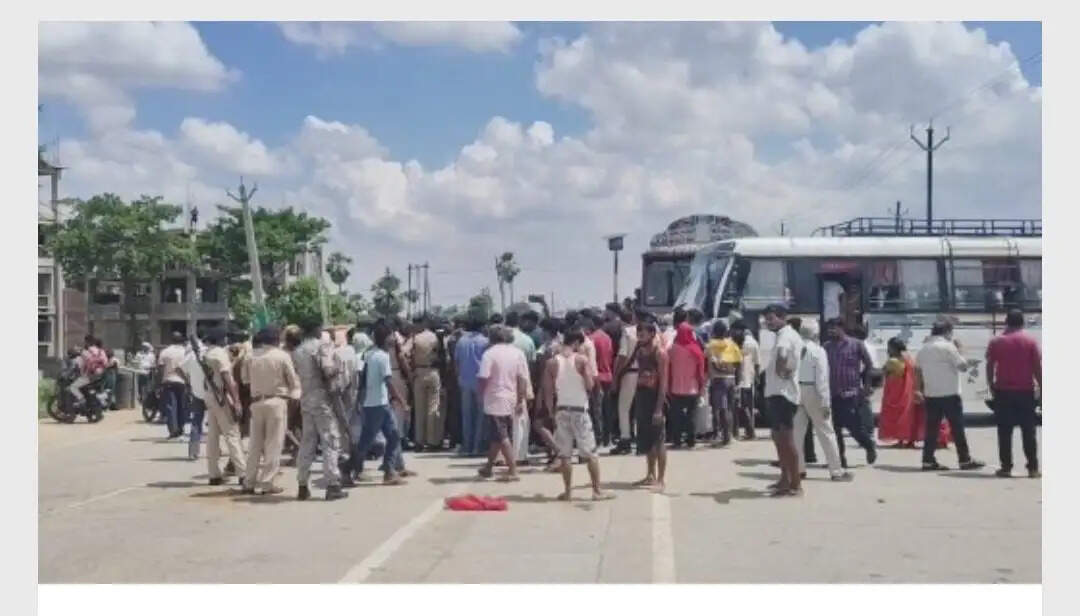 नालंदा में चाकू गोदकर युवक की हत्या