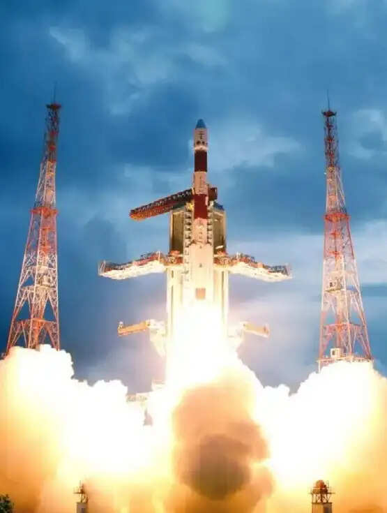 इतिहास के पन्नों में 22 अक्टूबर : भारत का पहला चंद्र मिशन ‘चंद्रयान-1’ सफलतापूर्वक प्रक्षेपित