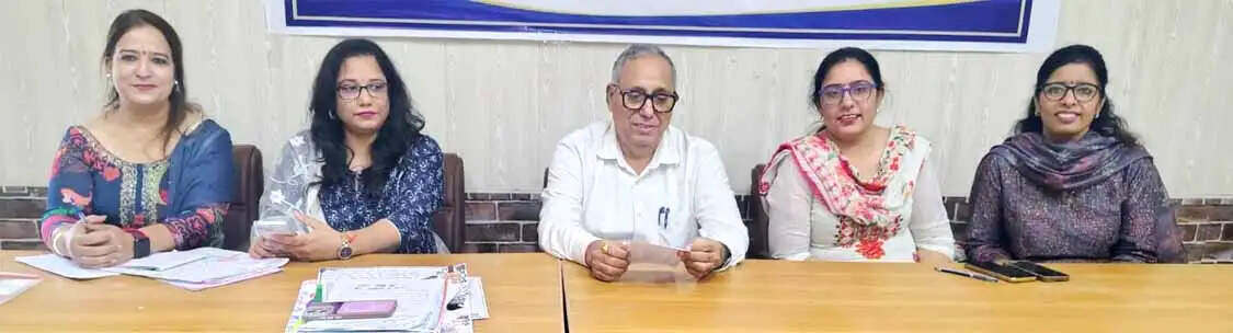 युवा देश और राज्य के भविष्य के कर्णधार: डॉ. रवींद्र