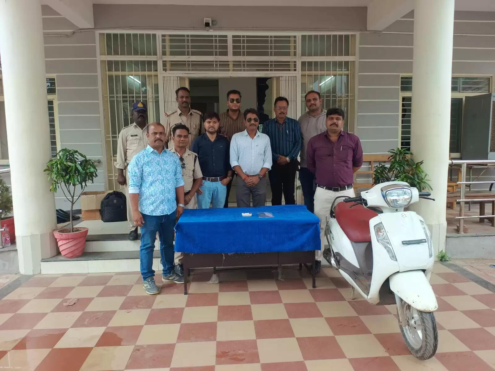 सिवनी : अवैध मादक पदार्थ एम.डी. पाउडर के तस्कर को कोतवाली पुलिस ने किया गिरफ्तार