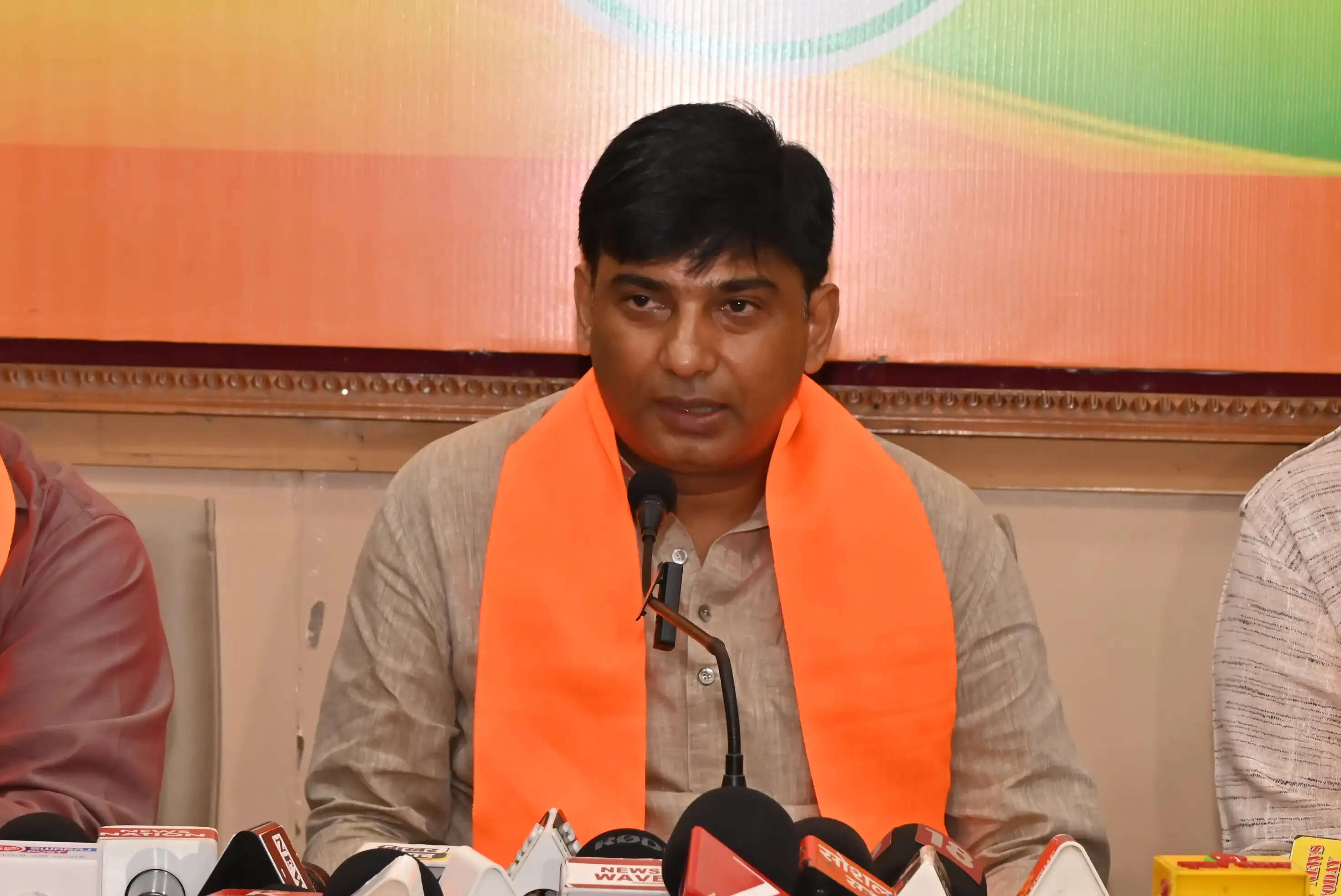 झूठे सपने दिखाकर जनता को ठगना बंद करें, हेमंत सोरेन पर भाजपा का हमला