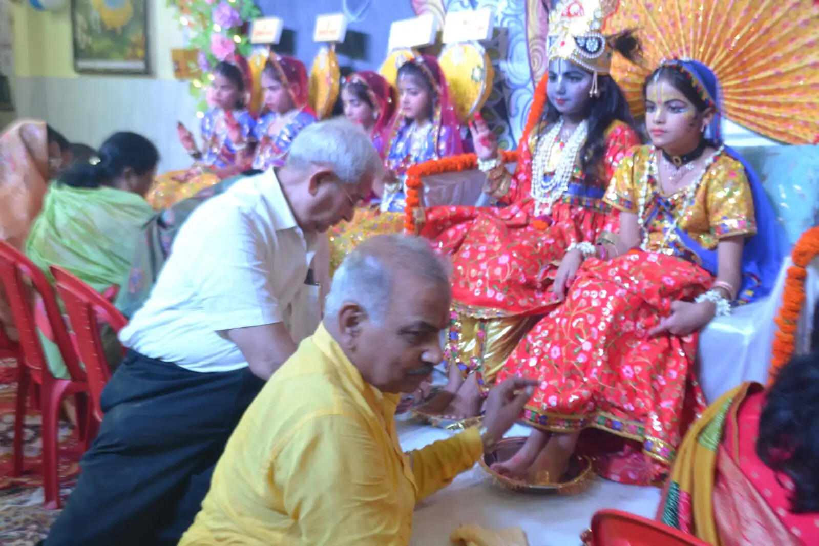 श्री राधा शक्ति श्याम मंदिर में धूमधाम से मना युगल जयंती महोत्सव, वैदिक मंत्रोच्चार के साथ हुआ अष्ट सखी पूजन