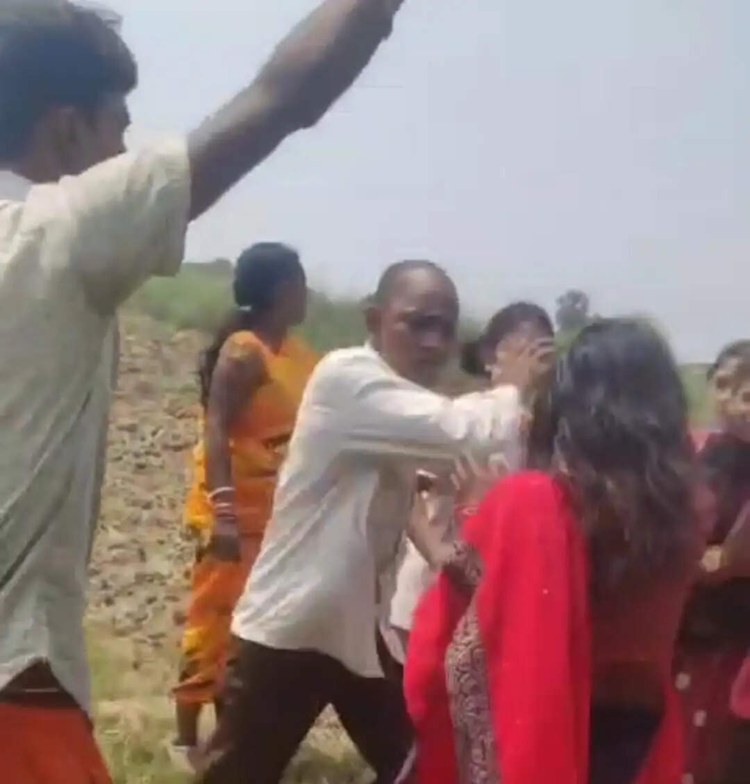 जमीनी विवाद में दो गुटों में मारपीट, कई लोग जख्मी