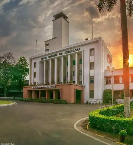 आईआईटी छात्र की मौत पर परिजनों ने लगाया हत्या का आरोप, उठे कई सवाल